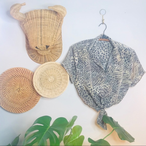 Vintage Tops - vtg vsco 90s leopard print Button Up Popover